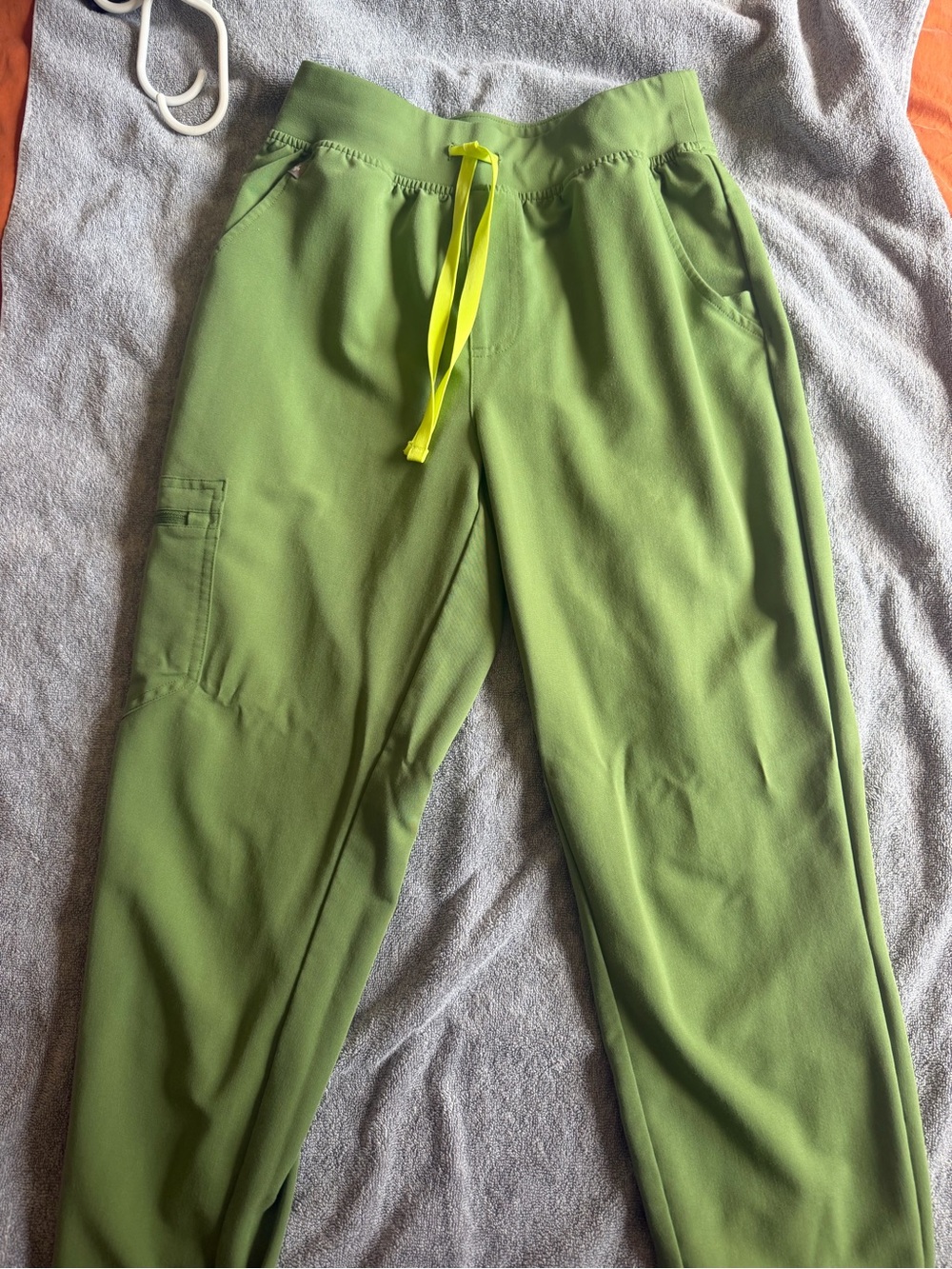 Figs Zamora High Rise Jogger Fern Small